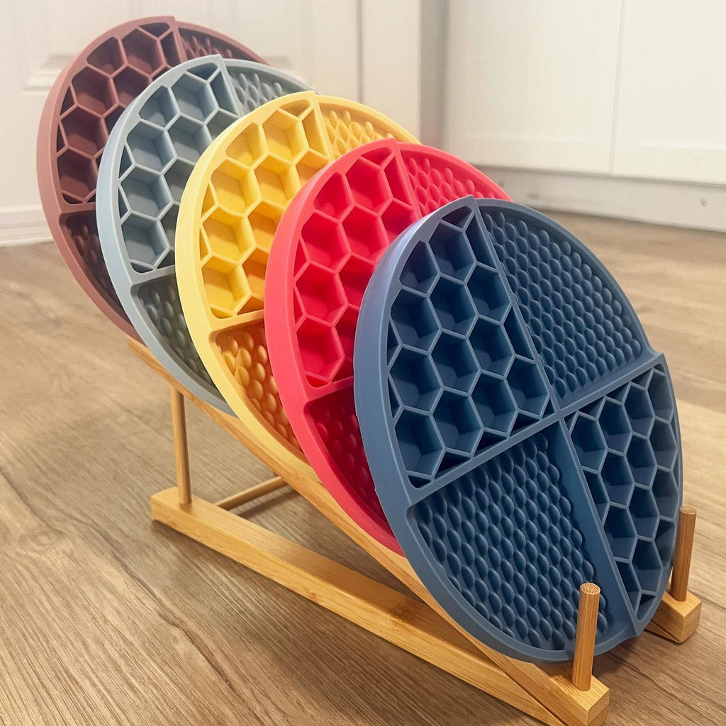 2 Pcs Pink Honeycomb Pet Slow Feeder Bowl - Anti-Choke Silicone Lick Mat with Suction for Dogs